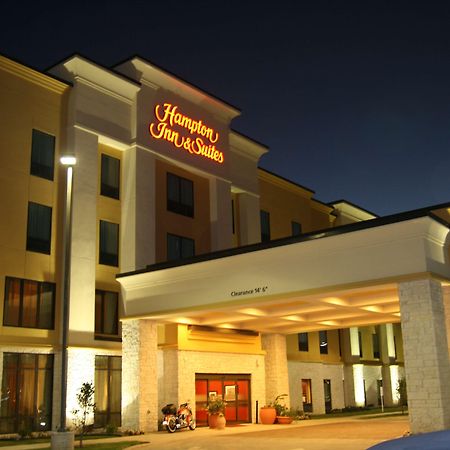 Hampton Inn & Suites Bastrop Ngoại thất bức ảnh
