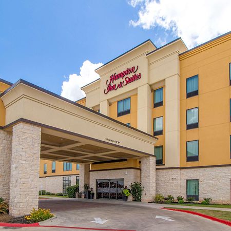 Hampton Inn & Suites Bastrop Ngoại thất bức ảnh