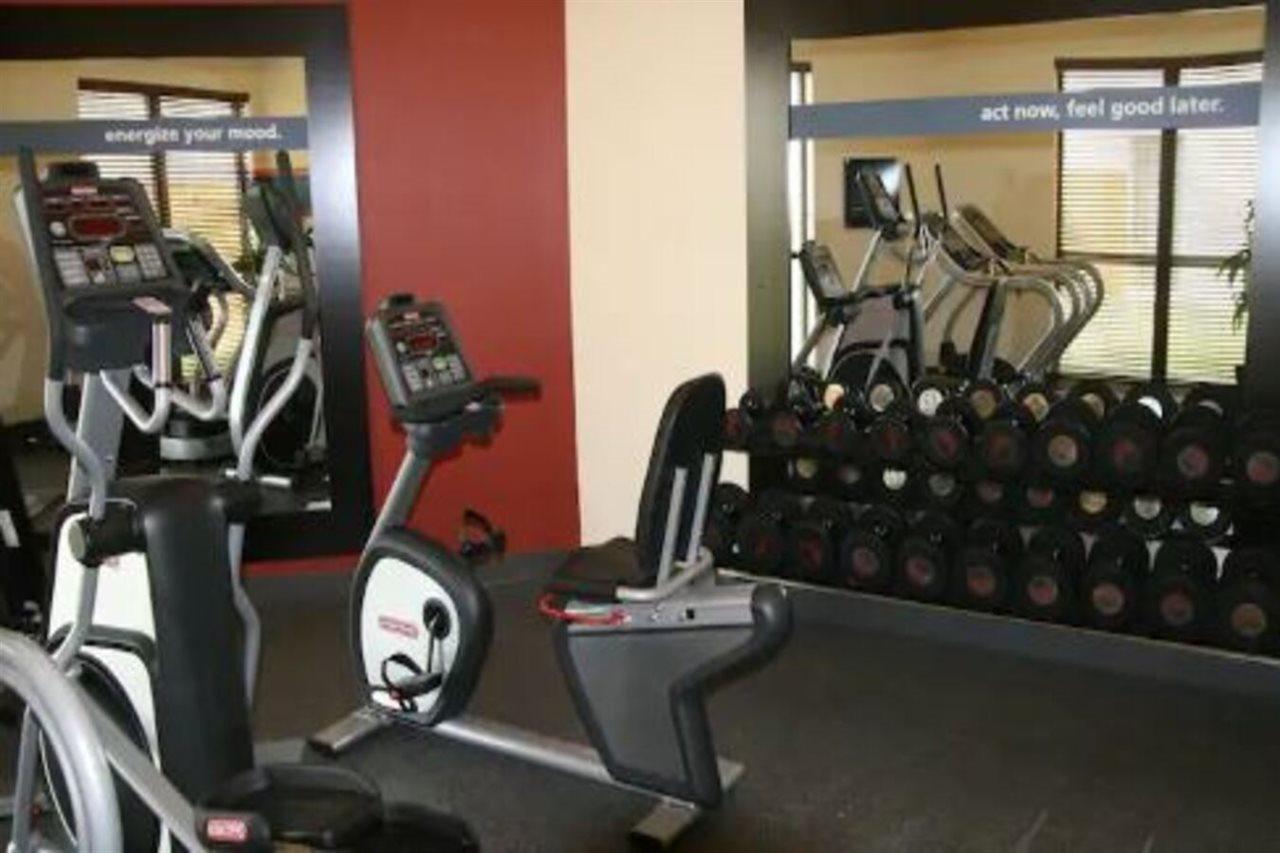 Hampton Inn & Suites Bastrop Ngoại thất bức ảnh